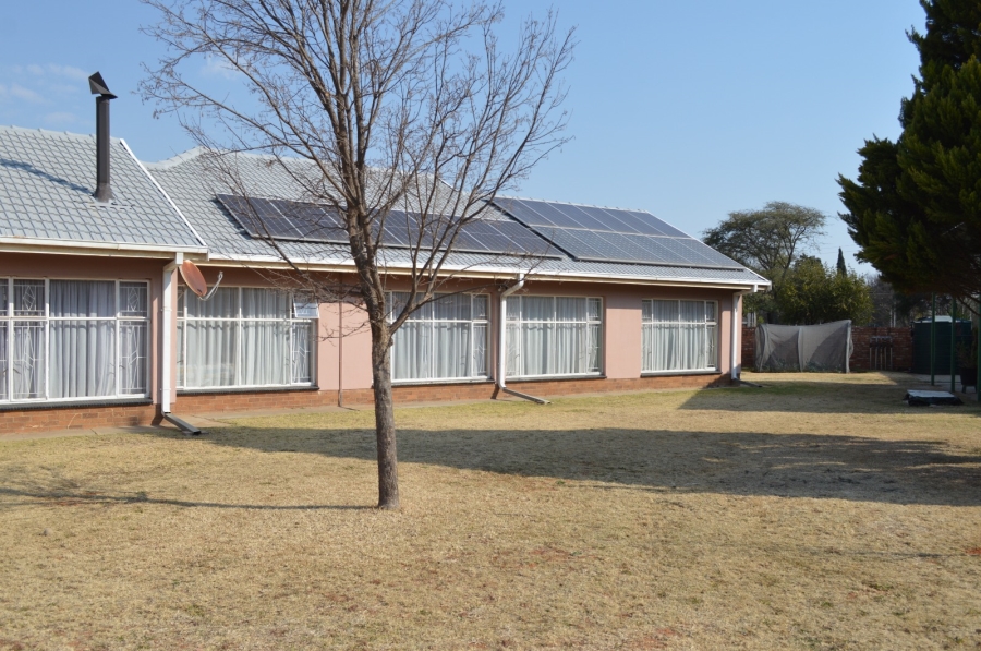 4 Bedroom Property for Sale in Flamwood North West